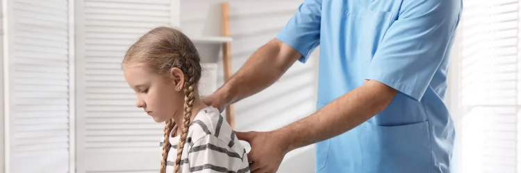 Centennial CO Chiropractors May Help Scoliosis